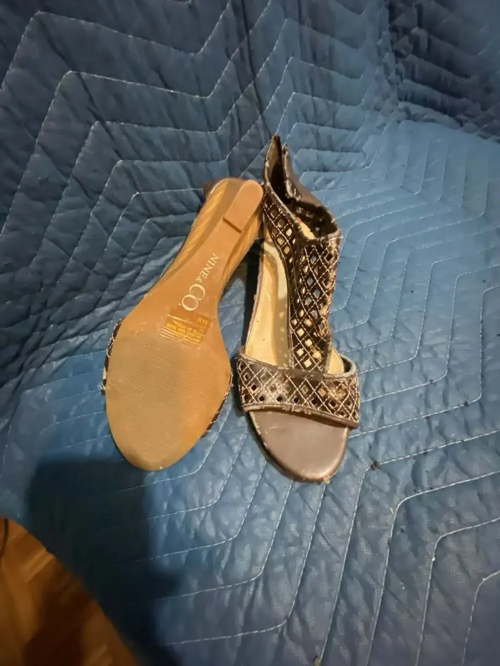 Nine & Co. Women's Bronze Woven Geometric Wedge Sandals with Back Zipper